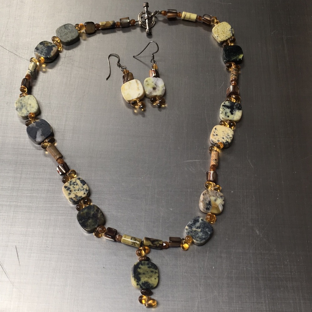 NWOT. Natural  stone necklace and earring set